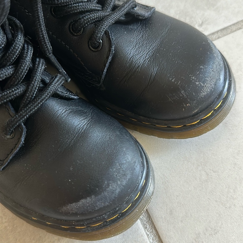 Dr martens boots for toddlers